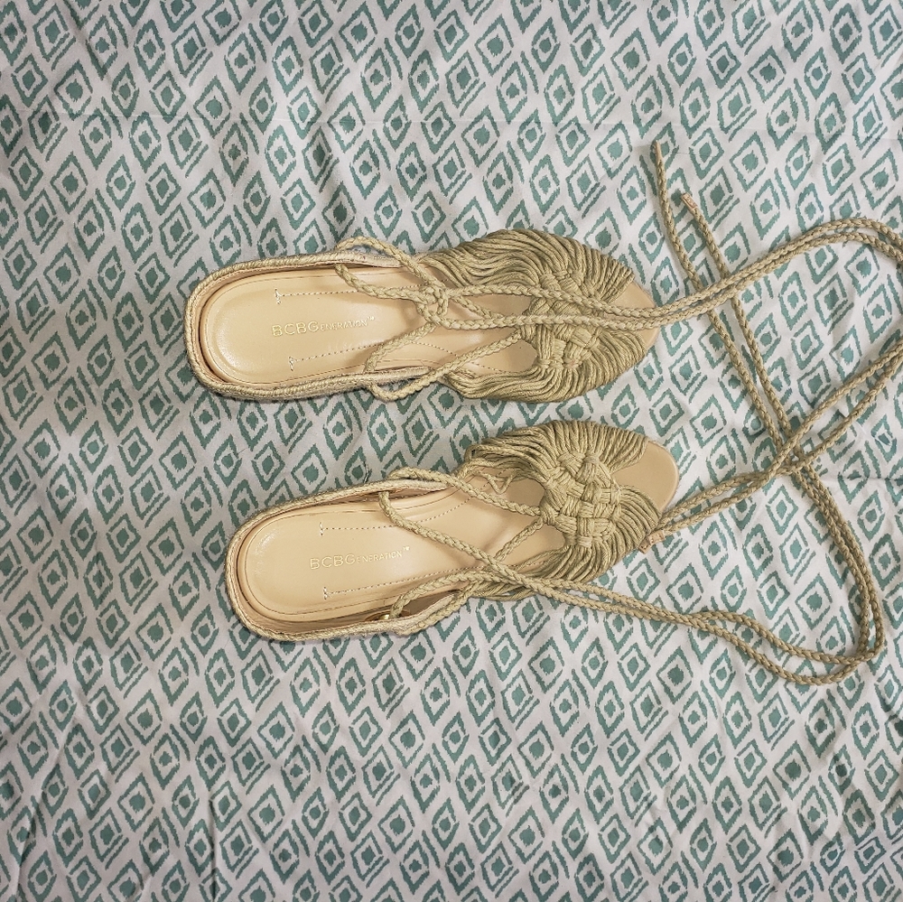 Bcbgeneration Pike Womens Wrap Around Rope Wedge